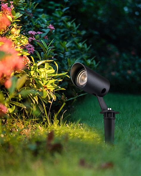led focus light outdoor|Outdoor Spotlights & Spike lights for outdoor garden Lighting.